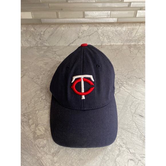 Minnesota Twins Kids Flex-Fit Baseball Hat - Picture 2 of 9